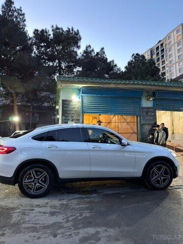 Mercedes GLC 200 4MATIC+ Coupe 2022, 43,000 km - 2.0 л - Bakı