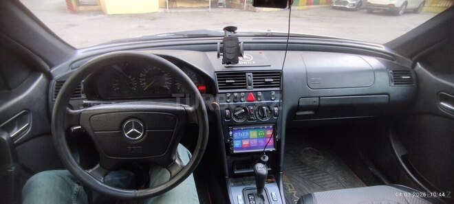 Mercedes C 200 2000, 514,000 km - 2.0 л - Bakı