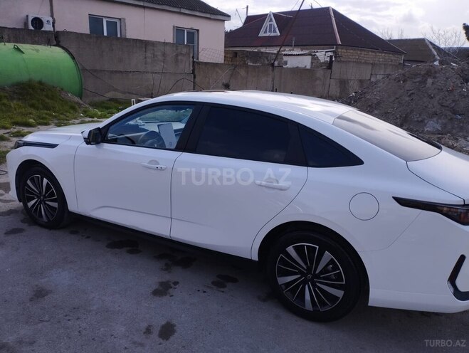 Changan Qiyuan A05 2025, 45,000 km - 1.5 l - Bakı