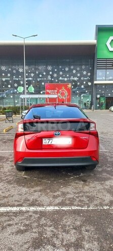 Toyota Prius-8