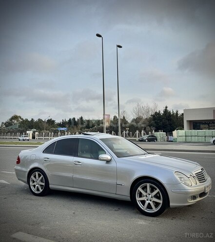 Mercedes E 320 2002, 282,400 km - 3.2 l - Bakı
