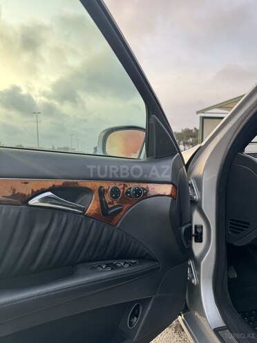 Mercedes E 320 2002, 282,400 km - 3.2 l - Bakı