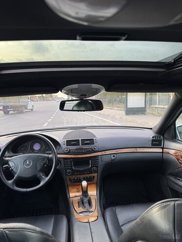 Mercedes E 320 2002, 282,400 km - 3.2 l - Bakı