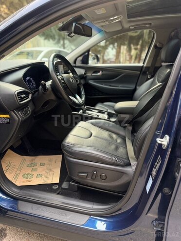 Hyundai Santa Fe-9