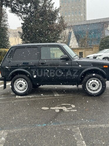 LADA (VAZ) Niva-12