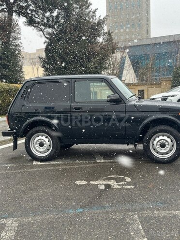 LADA (VAZ) Niva-15