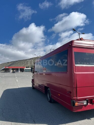 Mercedes Vario-7