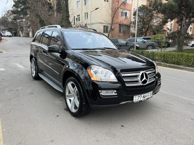 Mercedes GL 550 4MATIC-7