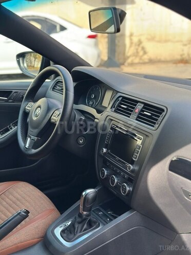 Volkswagen Jetta 2013, 186,000 km - 2.0 l - Bakı