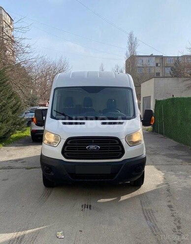 Ford Transit-1