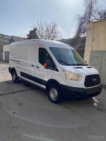 Ford Transit-2