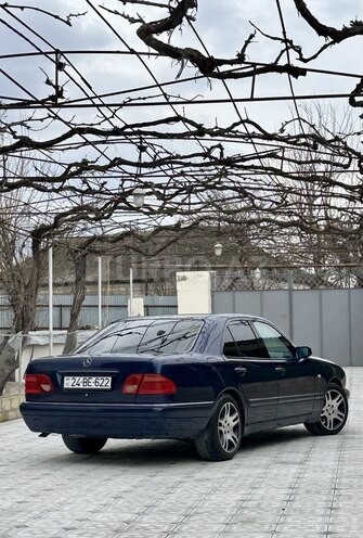 Mercedes E 200 1996, 407,000 km - 2.0 л - Kürdəmir
