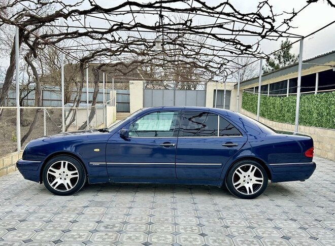 Mercedes E 200 1996, 407,000 km - 2.0 л - Kürdəmir