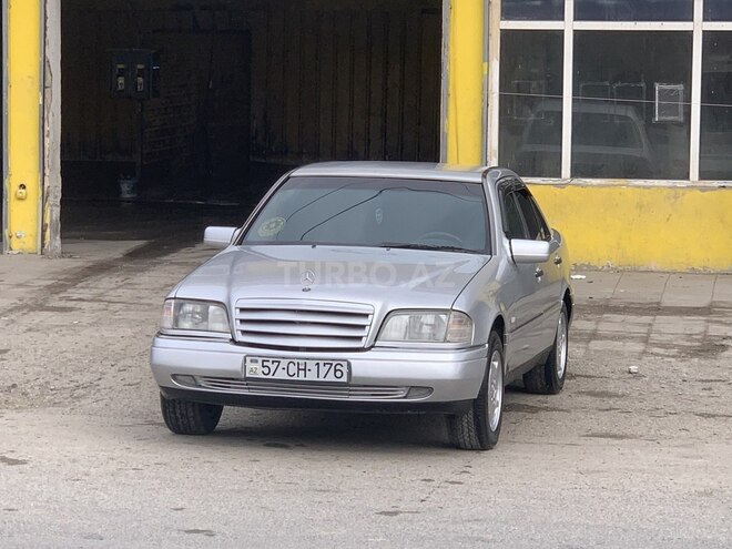 Mercedes C 200 1995, 235,000 km - 2.0 л - Sumqayıt