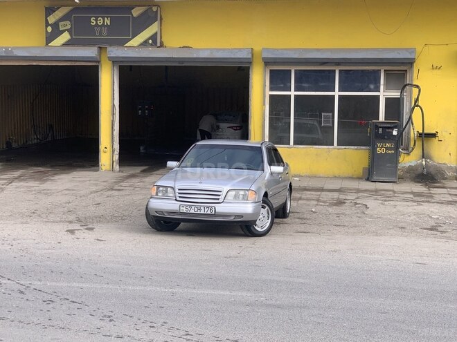 Mercedes C 200 1995, 235,000 km - 2.0 л - Sumqayıt