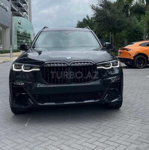 BMW X7-1
