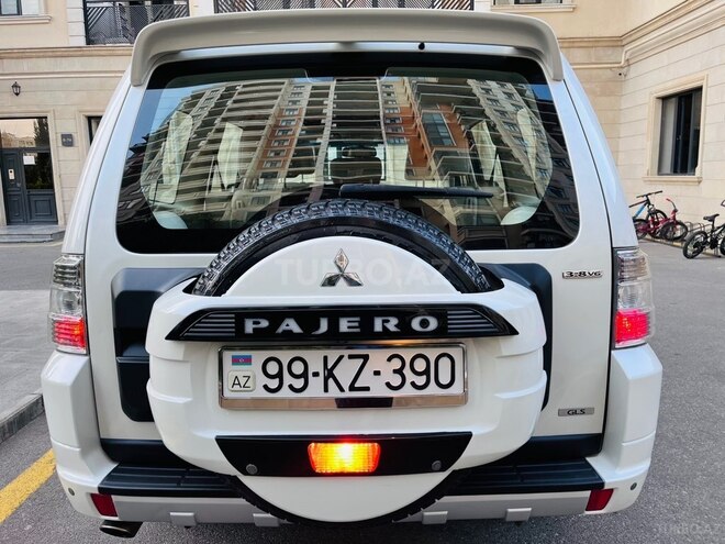 Mitsubishi Pajero 2015, 109,000 km - 3.8 л - Bakı