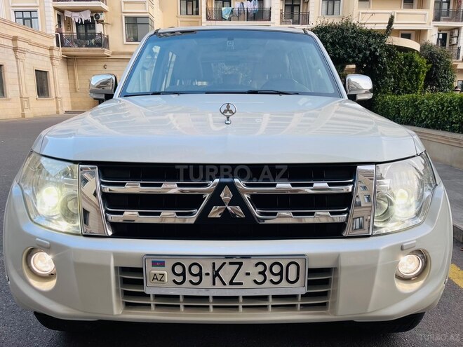 Mitsubishi Pajero 2015, 109,000 km - 3.8 л - Bakı