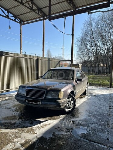 Mercedes 220 E 1994, 375,185 km - 2.2 l - Masallı