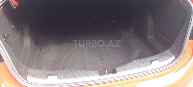 Chevrolet Cruze-16