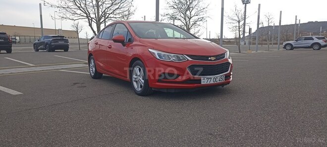 Chevrolet Cruze-12