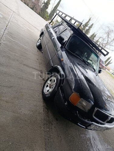 GAZ 3110 2002, 235,260 km - 2.5 l - Göyçay