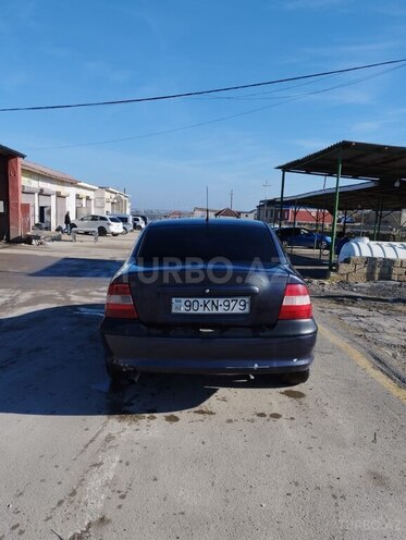 Opel Vectra 1996, 300,000 km - 2.0 l - Bakı