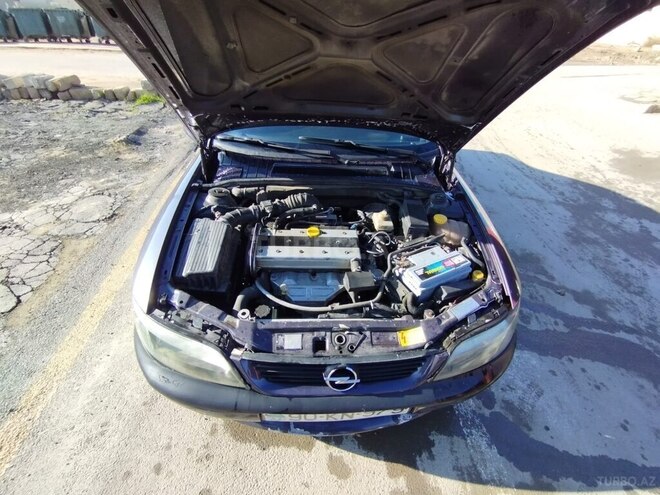 Opel Vectra 1996, 300,000 km - 2.0 l - Bakı