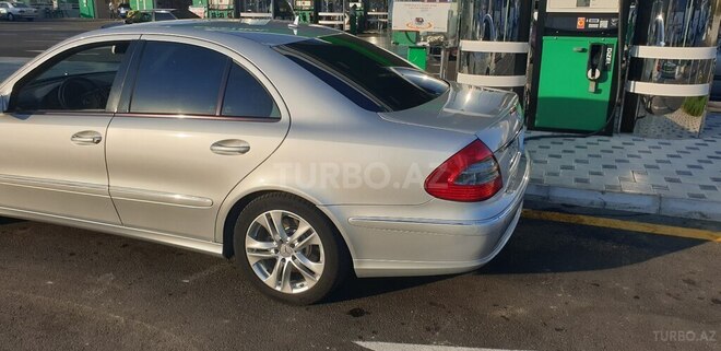 Mercedes E 220-6
