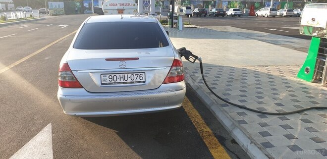 Mercedes E 220-16