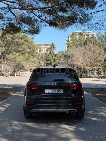 Kia Sorento-4