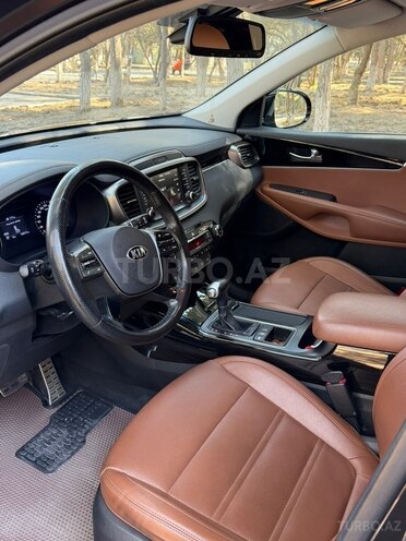 Kia Sorento-9