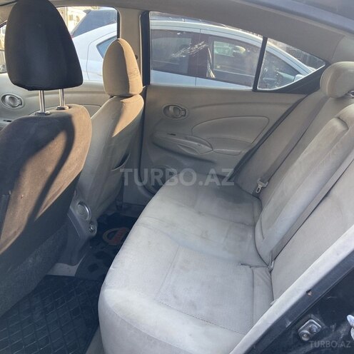 Nissan Sunny-5