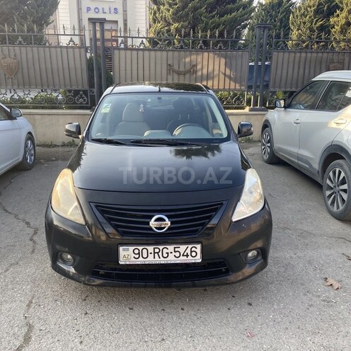 Nissan Sunny-11