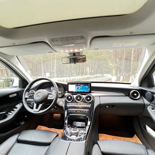 Mercedes C 200 d-9
