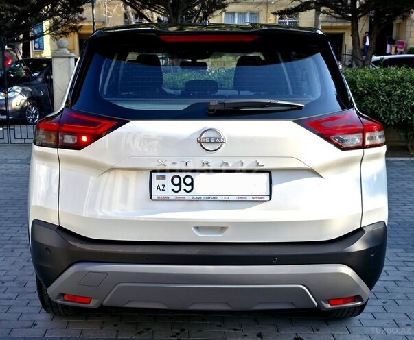Nissan X-Trail 2025, 3,900 km - 2.5 л - Bakı