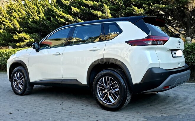 Nissan X-Trail 2025, 3,900 km - 2.5 л - Bakı