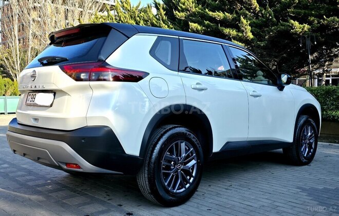 Nissan X-Trail 2025, 3,900 km - 2.5 л - Bakı