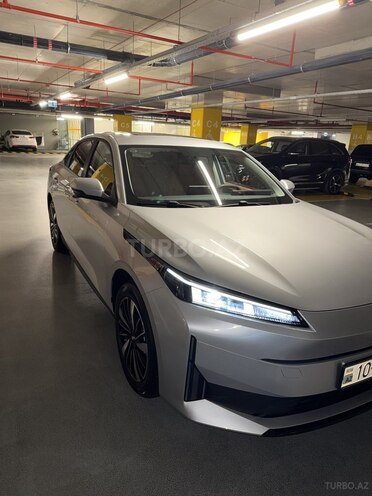 Changan Qiyuan A05 2025, 13,200 km - 1.5 л - Bakı