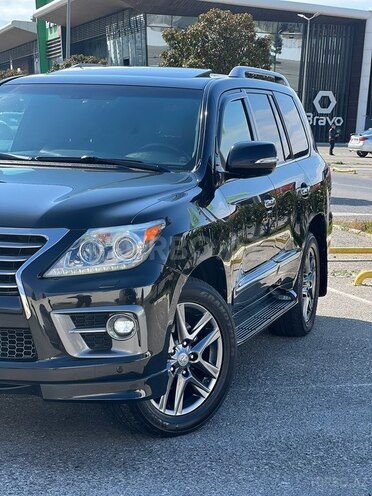 Lexus LX 570 2014, 245,000 km - 5.7 l - Bakı