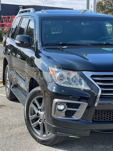 Lexus LX 570 2014, 245,000 km - 5.7 l - Bakı