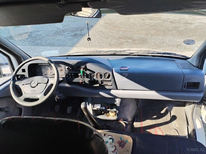 Mercedes Sprinter 312 2000, 825,454 km - 2.3 l - Ucar