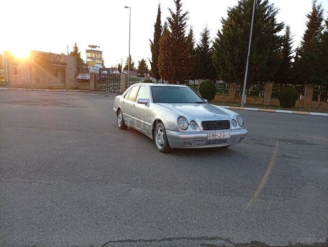 Mercedes E 220 1996, 321,456 km - 2.2 l - İmişli