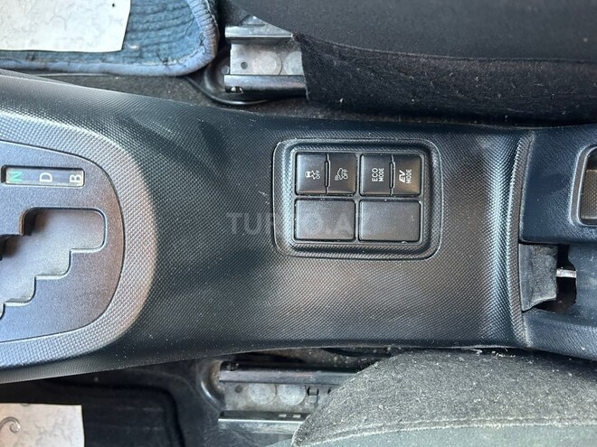 Toyota Aqua 2016, 184,000 km - 1.5 l - Bakı