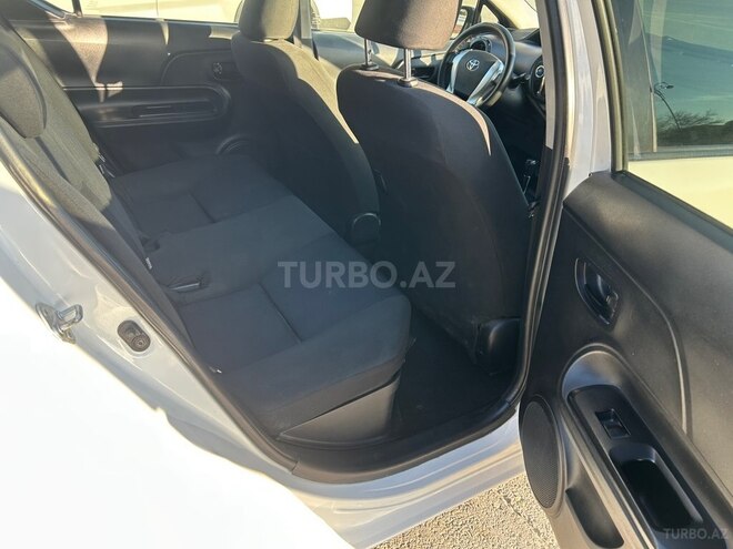 Toyota Aqua 2016, 184,000 km - 1.5 l - Bakı