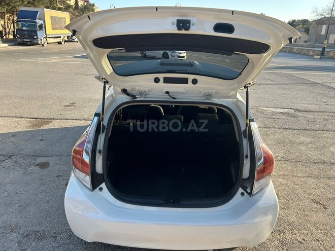 Toyota Aqua 2016, 184,000 km - 1.5 l - Bakı
