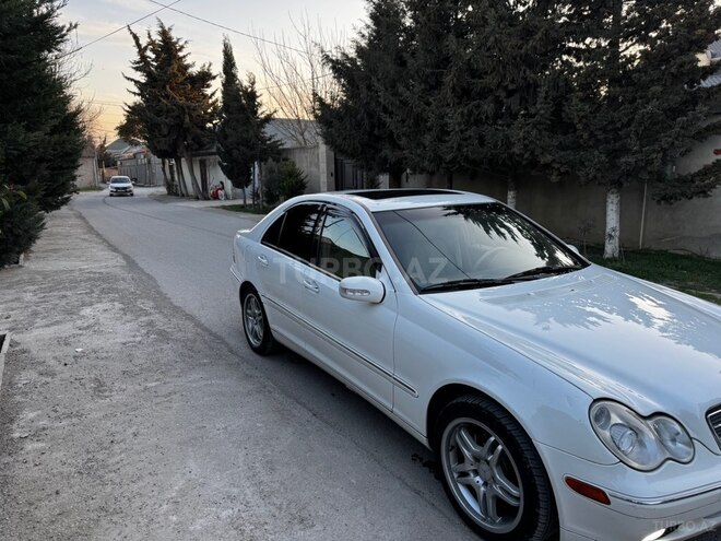 Mercedes C 240 2003, 368,000 km - 2.6 l - Bakı