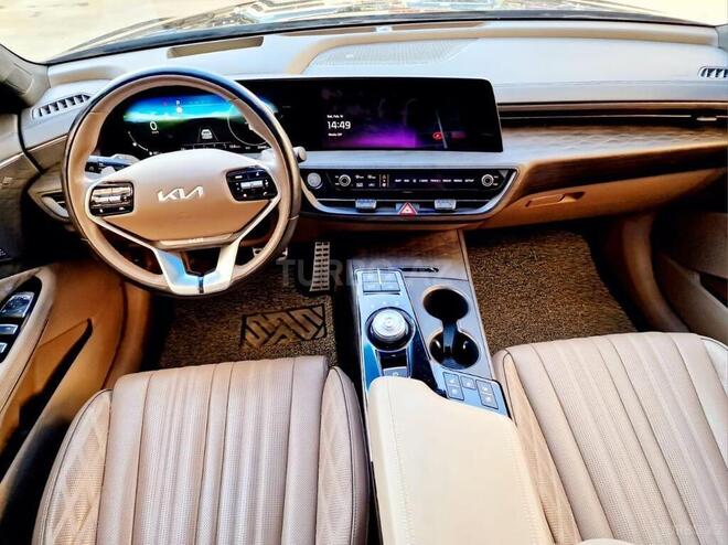 Kia K8-8