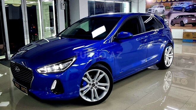 Hyundai Elantra GT-2
