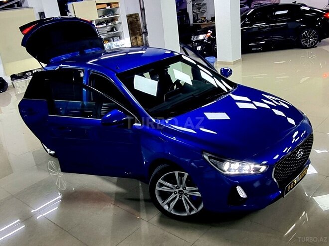 Hyundai Elantra GT-13